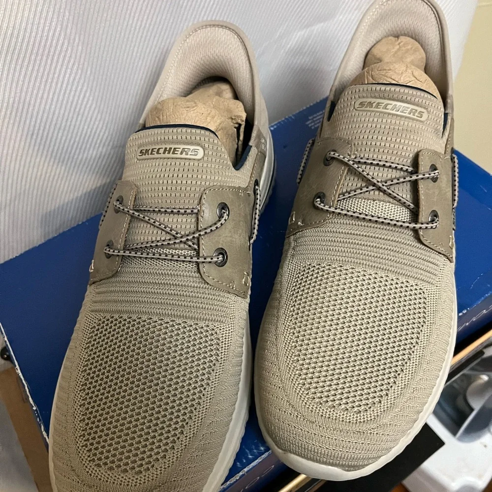🆕. Skechers Men's New Delson Roth Taupe Lightweight Sneakers 12.    New in box